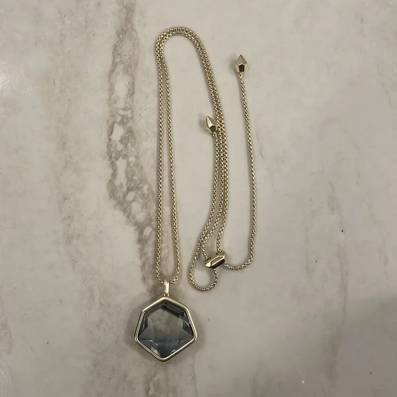 KENDRA SCOTT matching necklace and earrings - Picture 3 of 3